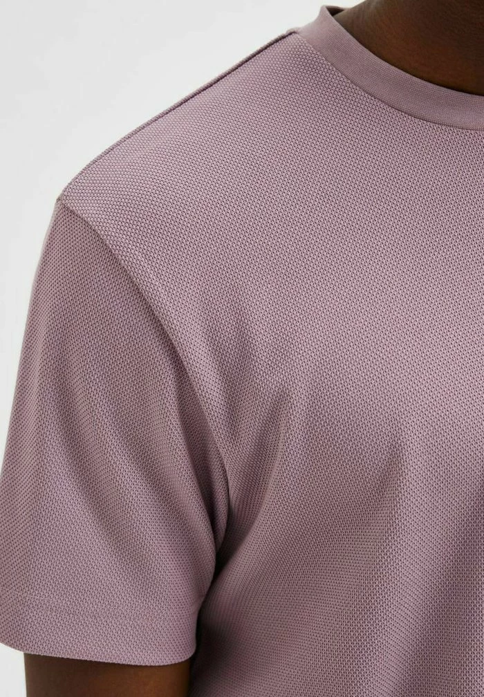 Acheter 🔥 Selected Homme T-shirt Basique - Elderberry 🎉 4 Acheter 🔥 Selected Homme T-shirt Basique - Elderberry 🎉 – Image 4
