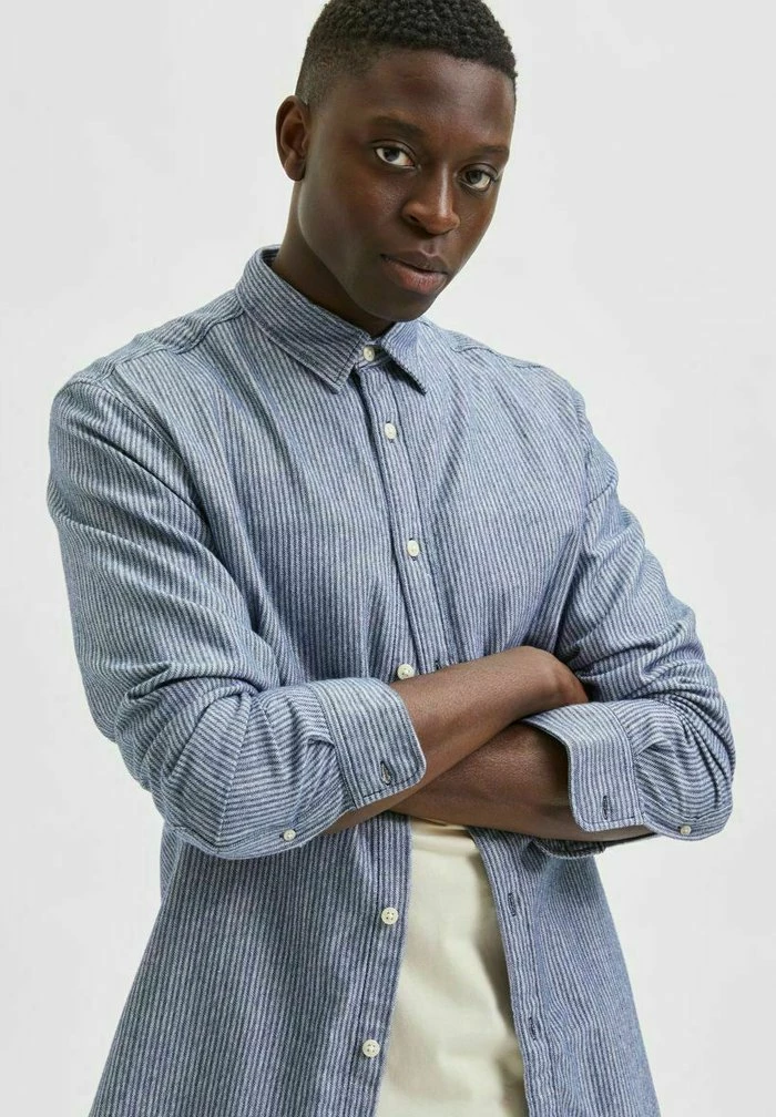 De gros 🧨 Selected Homme SLHSLIMPUMP 👚 SHIRT STRIPES - Chemise Classique - Dark Blue 🛒 4 De gros 🧨 Selected Homme SLHSLIMPUMP 👚 SHIRT STRIPES - Chemise Classique - Dark Blue 🛒 – Image 4