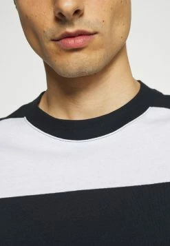 Les meilleures critiques de 😍 Selected Homme SLHLOOSEBOLD - T-shirt Imprimé - Sky Captain/bright White 👍 -Selected Homme Soldes Boutique 077b30d9305c40cba130a01d4a7e0e3d