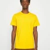 De gros 🌟 Selected Homme SLHNORMAN SS O-NECK S NOOS - T-shirt Basique - Mango Mojito 🔔