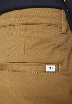 Vente flash 🔔 Selected Homme SLIM-TAPEREPTON FLEX PANTS - Chino - Butternut ❤️ -Selected Homme Soldes Boutique 07c1333d7b3d45da863d3c2afa29890f
