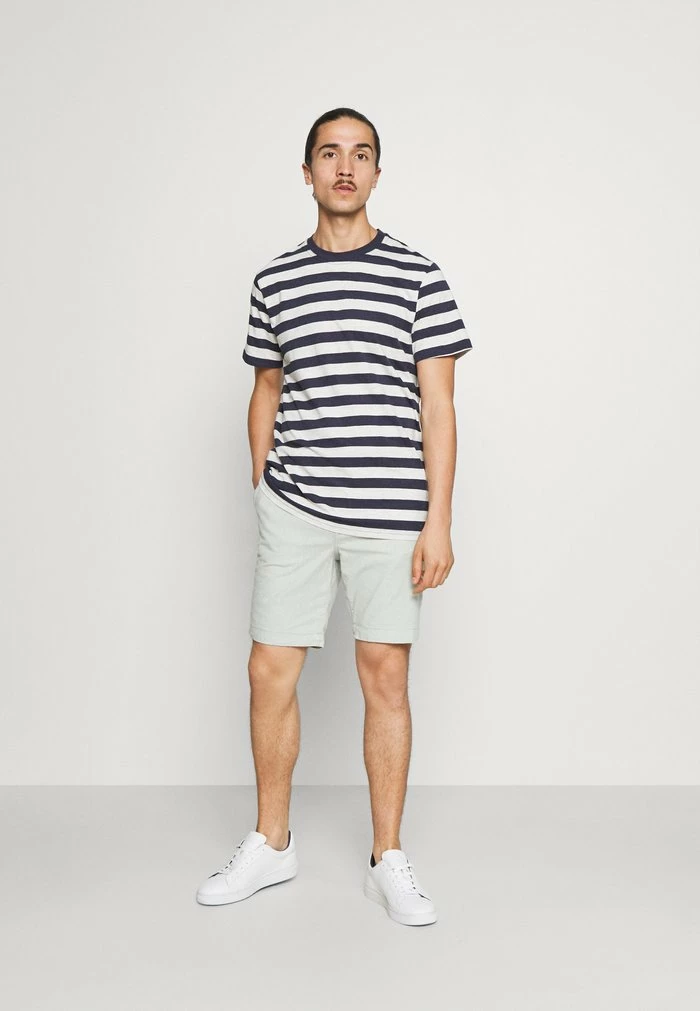 Grosses soldes 😉 Selected Homme SLHISAC - Short - Tea 🎉 2 Grosses soldes 😉 Selected Homme SLHISAC - Short - Tea 🎉 – Image 2