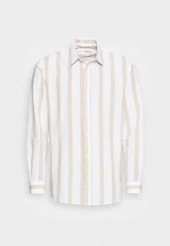 Les meilleures critiques de 😉 Selected Homme SLHSLIMNEW CLASSIC - Chemise - Stripes ⭐ 8 Les meilleures critiques de 😉 Selected Homme SLHSLIMNEW CLASSIC - Chemise - Stripes ⭐ -Selected Homme Soldes Boutique 0e9e4a79032848c2ab43126d689f419c