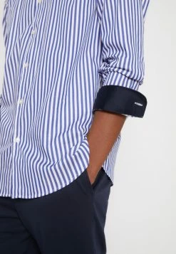 Les meilleures critiques de 💯 Selected Homme SLHSLIMFLEX PARK 👚 SHIRT CHINA - Chemise - Dark Blue ✨ -Selected Homme Soldes Boutique 146266270f94483cbd157cbb03e4370d