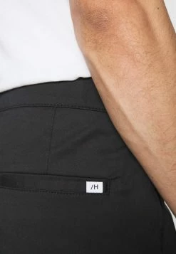 De gros 👏 Selected Homme SLHLOOSE FLEX - Chino - Black 🌟 -Selected Homme Soldes Boutique 1f22befafd5f47c785509fdba61afb60