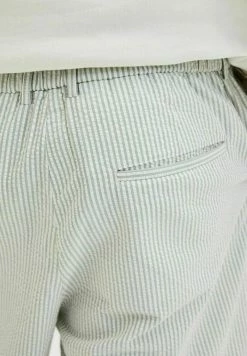 Top 10 🎉 Selected Homme Short - Chinois Green 💯 11 Top 10 🎉 Selected Homme Short - Chinois Green 💯 -Selected Homme Soldes Boutique 1f2fe0cbc73f487b974cc0b8cd332971