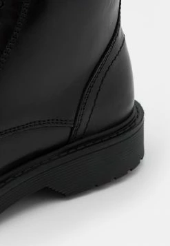 Acheter ❤️ Selected Homme SLHTHOMAS BOOT - Bottines à Lacets - Black 👏 -Selected Homme Soldes Boutique 1f5d9f7d4fab4d3ba6e31a70ad1e7cdd