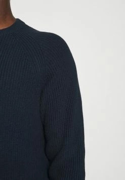 Les meilleures critiques de 💯 Selected Homme SLHIRVEN CREW - Pullover - Navy Blazer 🔥 -Selected Homme Soldes Boutique 20f4ce8f81184be2b48028270ce98365