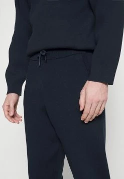 Le moins cher 💯 Selected Homme SLHNIO PANT - Pantalon De Survêtement - Sky Captain 😉 -Selected Homme Soldes Boutique 22619ed4aed64a2da865ff34d45ea0f1