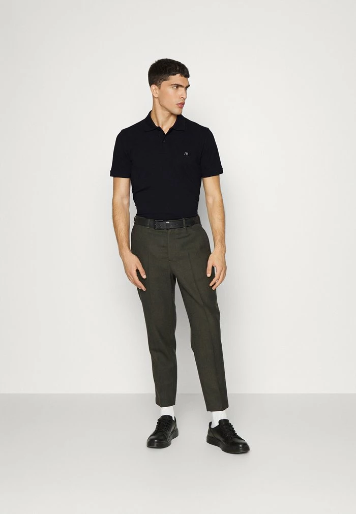 Promo 🥰 Selected Homme SLHAZE - Polo - Black 🎁 2 Promo 🥰 Selected Homme SLHAZE - Polo - Black 🎁 – Image 2
