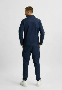 Les meilleures critiques de 🎁 Selected Homme WORKWEAR ZWEI-WEGE-REISSVERSCHLUSS - Veste Légère - Navy Blazer ❤️ -Selected Homme Soldes Boutique 39df37ad01924e9391a285a6562a7fcf