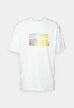 Tout neuf 😀 Selected Homme SLHLOOSEGUNTHER SS O-NECK - T-shirt Imprimé - Bright White 🔔 -Selected Homme Soldes Boutique 3b46e1371fa04825af9ae8a935e291e8