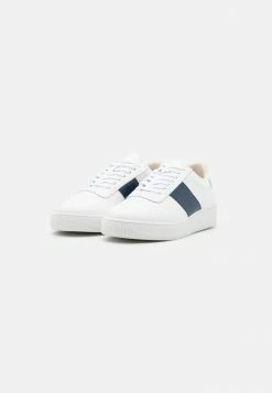 Nouveau 🌟 Selected Homme SLHOSCAR CLEAN - Baskets Basses - Dark Navy ⌛ -Selected Homme Soldes Boutique 3d157b060f284f25a476bb01a3f2e3e9