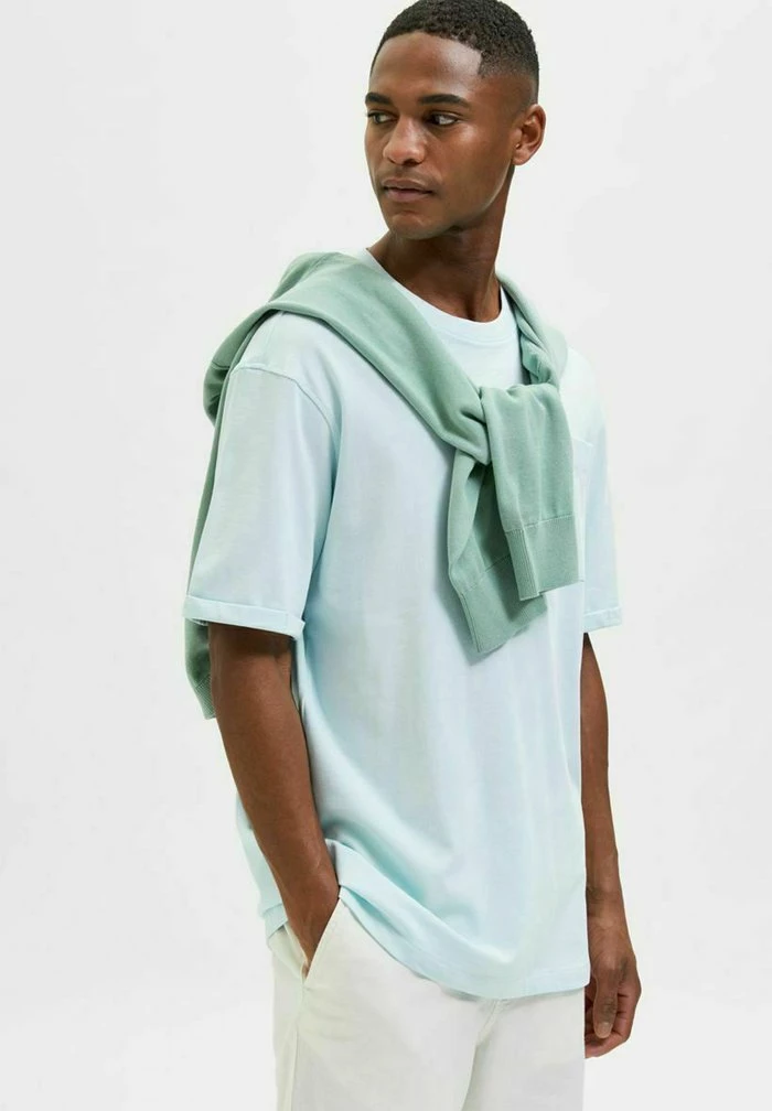 Top 10 🥰 Selected Homme T-shirt Basique - Pastel Blue 💯 3 Top 10 🥰 Selected Homme T-shirt Basique - Pastel Blue 💯 – Image 3