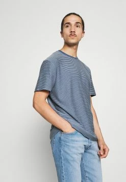 Meilleure affaire 👍 Selected Homme SLHRELAXTRISTAN STRIPE O NECK - T-shirt Imprimé - Federal Blue/egret 🎉 -Selected Homme Soldes Boutique 3e362cc2d2a64d61b87699b8102f0fcb