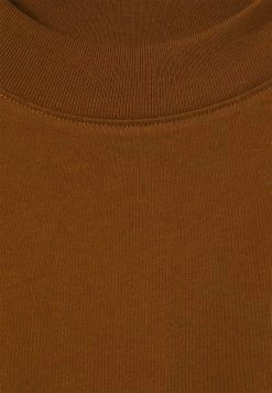 Les meilleures critiques de ✔️ Selected Homme SLHRELAXCOLMAN O NECK - T-shirt Basique - Monks Robe 👏 -Selected Homme Soldes Boutique 440087bb642f4ffbb89a518ba59193c5