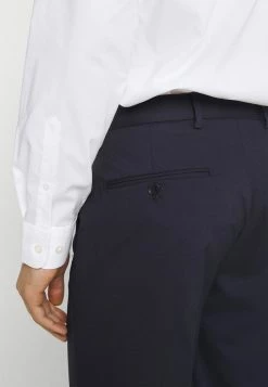 Acheter đ„° Selected Homme SLHSLIM MYLOLOGAN CROP SUIT - Costume - Navy Blazer â 23 Acheter đ„° Selected Homme SLHSLIM MYLOLOGAN CROP SUIT - Costume - Navy Blazer â -Selected Homme Soldes Boutique 5769a1d6ad7f400fa84fb1ecd71fd967