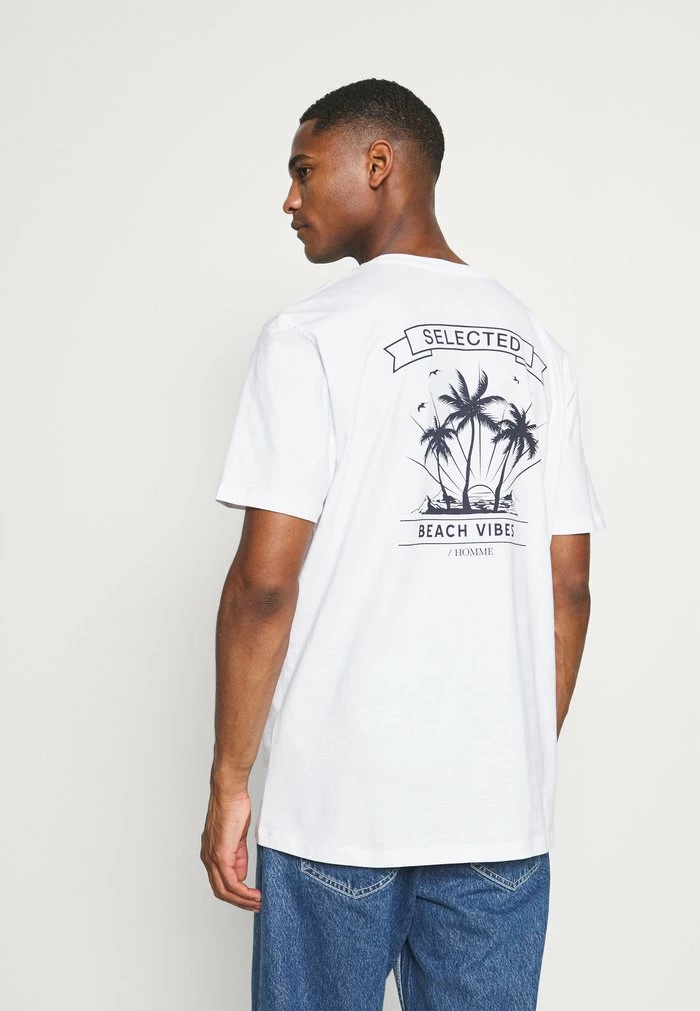Le moins cher 🥰 Selected Homme SLHRELAXEDMILO ONECK TEE - T-shirt Imprimé - White/back 🧨 3 Le moins cher 🥰 Selected Homme SLHRELAXEDMILO ONECK TEE - T-shirt Imprimé - White/back 🧨 – Image 3