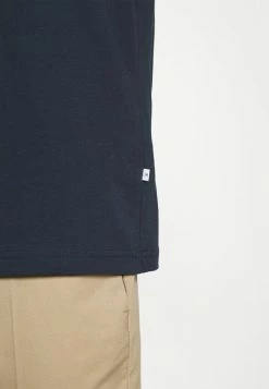 Nouveau 🔔 Selected Homme SLHNORMAN SS O-NECK S NOOS - T-shirt Basique - Navy Blazer 💯 -Selected Homme Soldes Boutique 5d173a44934d40ba857435c355c350b2