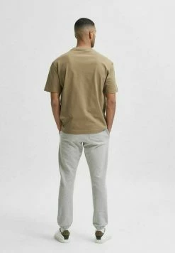 Vente flash 🛒 Selected Homme T-shirt Basique - Aloe 🧨 -Selected Homme Soldes Boutique 61b25ea4b4964af2b6cc94573eca29f2