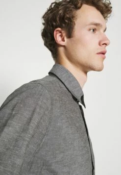 Tout neuf 🛒 Selected Homme SLHREGNEW - Chemise - Black/olive 🎉 11 Tout neuf 🛒 Selected Homme SLHREGNEW - Chemise - Black/olive 🎉 -Selected Homme Soldes Boutique 69947740d15b4be7867ec99a59e77c73