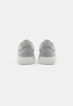 Les meilleures critiques de 🔔 Selected Homme SLHDAVID CHUNKY TRAINER - Baskets Basses - Flint Gray 🔔 13 Les meilleures critiques de 🔔 Selected Homme SLHDAVID CHUNKY TRAINER - Baskets Basses - Flint Gray 🔔 -Selected Homme Soldes Boutique 6da216bd05ce4fc8b696bf4e5ed3835c
