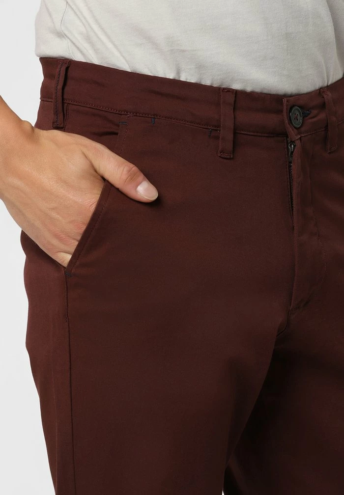 Coupon 😉 Selected Homme Chino - Bordeaux 🥰 3 Coupon 😉 Selected Homme Chino - Bordeaux 🥰 – Image 3