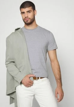 Bon marché 🎁 Selected Homme SLHNORMAN MINI STRIPE TEE - T-shirt Basique - Winter Moss/bright White 😀 -Selected Homme Soldes Boutique 79eb688c329947369a766111ab0be1e0