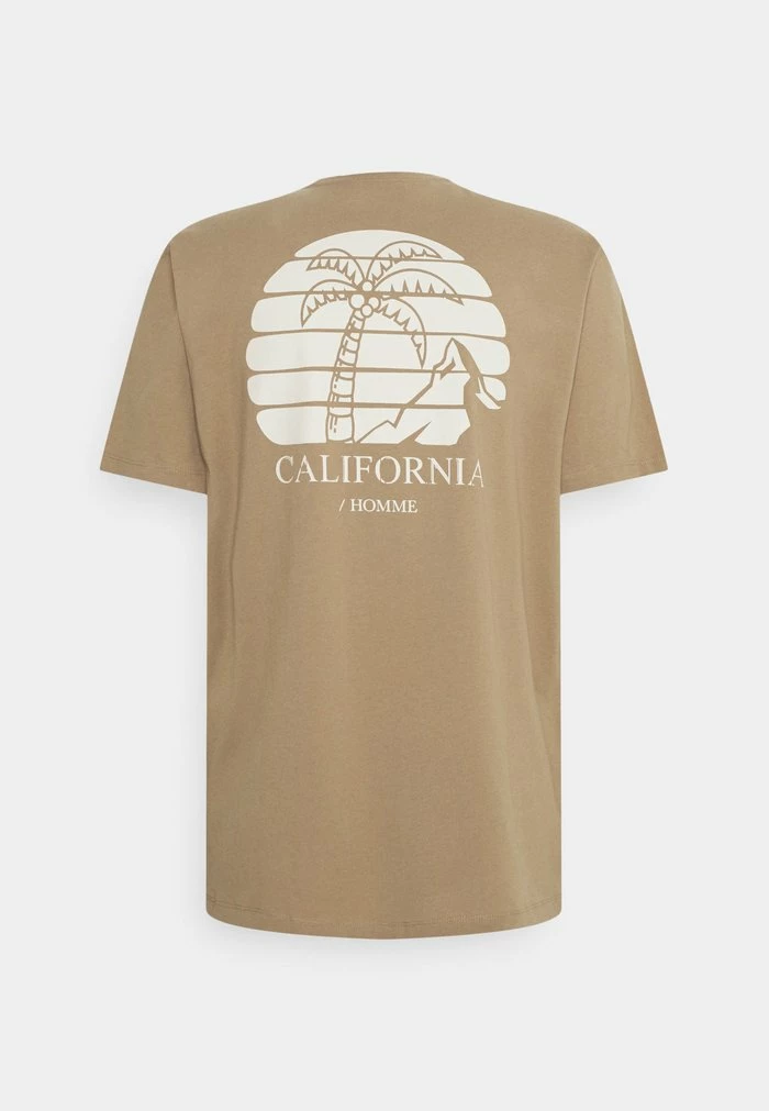 Coupon 😍 Selected Homme SLHRELAXEDMILO ONECK TEE - T-shirt Imprimé - Kelp 💯 8 Coupon 😍 Selected Homme SLHRELAXEDMILO ONECK TEE - T-shirt Imprimé - Kelp 💯 – Image 8