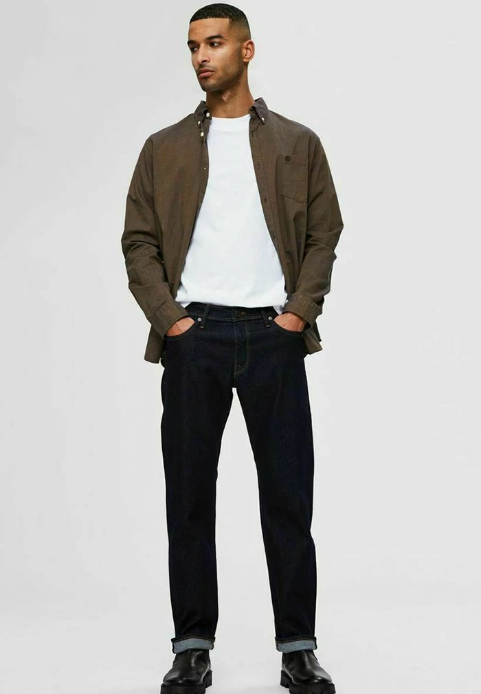 Sortie ⌛ Selected Homme KOMFORTSTRETCH - Jean Droit - Dark Blue Denim ⭐ 2 Sortie ⌛ Selected Homme KOMFORTSTRETCH - Jean Droit - Dark Blue Denim ⭐ – Image 2