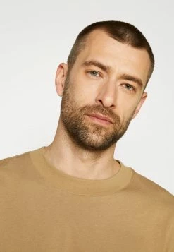 Remise 🌟 Selected Homme SLHRELAXCOLMAN O NECK - T-shirt Basique - Kelp ⌛ -Selected Homme Soldes Boutique 84a432be5d894e54a7b01f824b20f18f