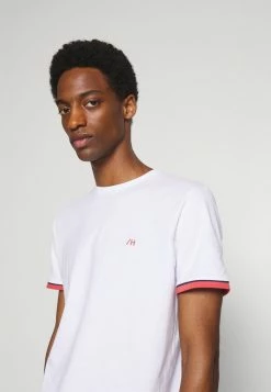 Top 10 ❤️ Selected Homme SLHREGPAT O NECK TEE - T-shirt Imprimé - White 🎉 -Selected Homme Soldes Boutique 86e4c505d6074e90a5289e1b2a128d2e