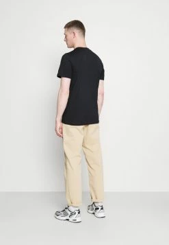 De gros 👍 Selected Homme SLHDRILL ONECK TEE - T-shirt Imprimé - Sky Captain 🛒 -Selected Homme Soldes Boutique 986f30bc5d8b45aface45da87e2d98ee