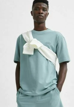 De gros 🛒 Selected Homme T-shirt Basique - Chinois Green 🧨 9 De gros 🛒 Selected Homme T-shirt Basique - Chinois Green 🧨 -Selected Homme Soldes Boutique 9a3970a5db184f5ba0d1014eea23c7d5