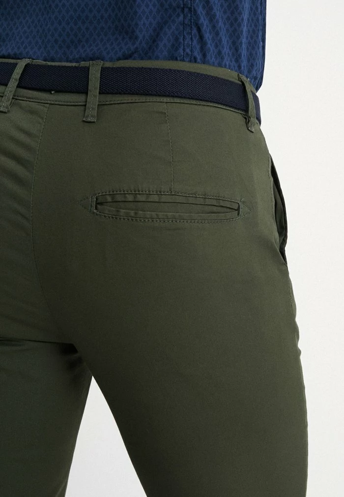 Grosses soldes 😍 Selected Homme SLHSLIM YARD PANTS - Chino - Deep Depths ⭐ 4 Grosses soldes 😍 Selected Homme SLHSLIM YARD PANTS - Chino - Deep Depths ⭐ – Image 4