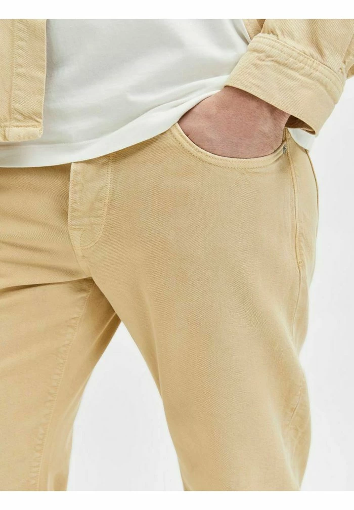 Acheter 😉 Selected Homme 👖 Jeans Fuselé - Sand 🛒 4 Acheter 😉 Selected Homme 👖 Jeans Fuselé - Sand 🛒 – Image 4