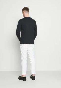 Grosses soldes 🥰 Selected Homme SLHBAKER SPLIT NECK TEE - T-shirt à Manches Longues - Black 🎁 -Selected Homme Soldes Boutique abec4624ea0c49ccb4418698cbba5d6d