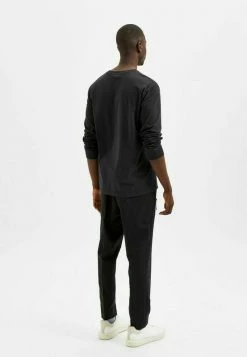 Le moins cher ❤️ Selected Homme T-shirt à Manches Longues - Jet Black 🔥 8 Le moins cher ❤️ Selected Homme T-shirt à Manches Longues - Jet Black 🔥 -Selected Homme Soldes Boutique acbb696d963b45a7a4e4c3be9e903d9f