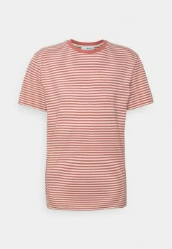 Les meilleures critiques de 💯 Selected Homme SLHBUTCH O NECK TEE - T-shirt Imprimé - Marsala ⌛