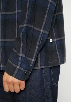 Les meilleures critiques de 🎉 Selected Homme SLHLOOSEALFRED OVERSHIRT CHECK - Chemise - Dark Navy 👏 -Selected Homme Soldes Boutique ae81a8268fa9431ca61a5ee9fe2114bf