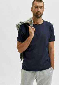 De gros 🎁 Selected Homme T-shirt Basique - Sky Captain 😉 -Selected Homme Soldes Boutique b5dd48569c76430bb9211e2e8fdc83ed