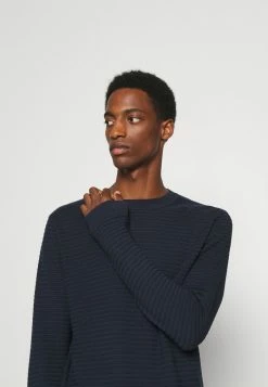 Acheter 😉 Selected Homme SLHMASEI CREW NECK - Pullover - 👗 Dress Blues 👏 8 Acheter 😉 Selected Homme SLHMASEI CREW NECK - Pullover - 👗 Dress Blues 👏 -Selected Homme Soldes Boutique b62e40458fdb401aa362053ddb00116e