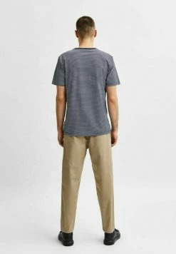 Les meilleures critiques de ❤️ Selected Homme T-shirt Imprimé - Navy Blazer 🔥 -Selected Homme Soldes Boutique b8c650e2aa3b4baa96cc1000ca97d858