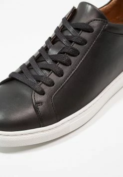 Meilleure vente 🔔 Selected Homme Baskets Basses - Black 💯 11 Meilleure vente 🔔 Selected Homme Baskets Basses - Black 💯 -Selected Homme Soldes Boutique bab73adb793b424db31bb2f88c2df6bc