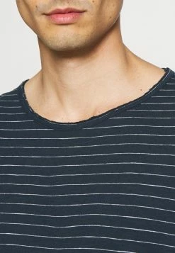 Coupon ⭐ Selected Homme SLHMORGAN STRIPE O NECK TEE - T-shirt Basique - Dark Sapphire/egret 😉 -Selected Homme Soldes Boutique bf73e7fbc81043e6a3a942261f5395fb