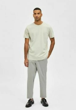 Acheter 🔥 Selected Homme T-shirt Basique - Moonstruck 🎁