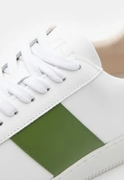 Budget 🥰 Selected Homme SLHOSCAR CLEAN - Baskets Basses - Avocado ✨ -Selected Homme Soldes Boutique c54e1fab996246798cac9095cca6769b