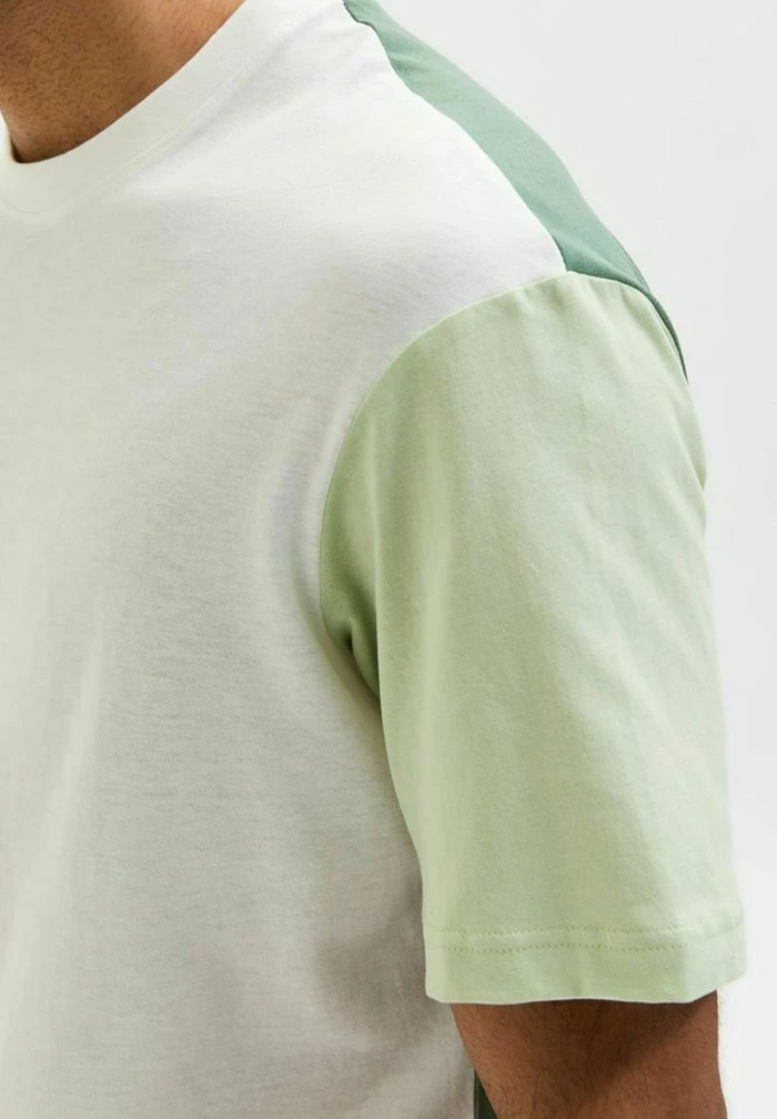 Offres 🔔 Selected Homme T-shirt Imprimé - Celadon Green ⭐ 5 Offres 🔔 Selected Homme T-shirt Imprimé - Celadon Green ⭐ – Image 5
