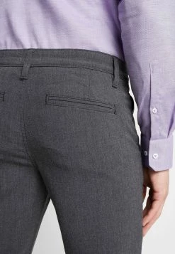 Remise 🧨 Selected Homme SLHSLIM STORM FLEX SMART PANTS - Pantalon Classique - Grey Melange 🥰 9 Remise 🧨 Selected Homme SLHSLIM STORM FLEX SMART PANTS - Pantalon Classique - Grey Melange 🥰 -Selected Homme Soldes Boutique c6e24bfc9aae4197b64df3571934636b