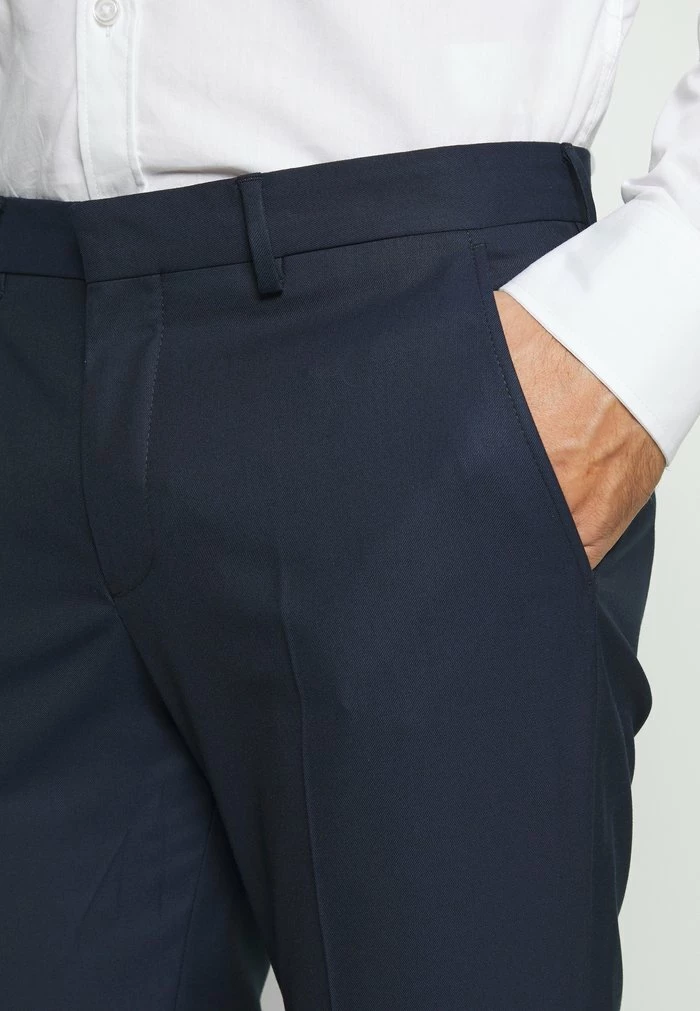 Remise 😍 Selected Homme SLHSLIM MYLOHOLT NAVY SUIT - Costume - Navy ⌛ 10 Remise 😍 Selected Homme SLHSLIM MYLOHOLT NAVY SUIT - Costume - Navy ⌛ – Image 10